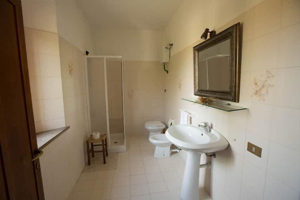 Photo of Bathroom in Pomarance