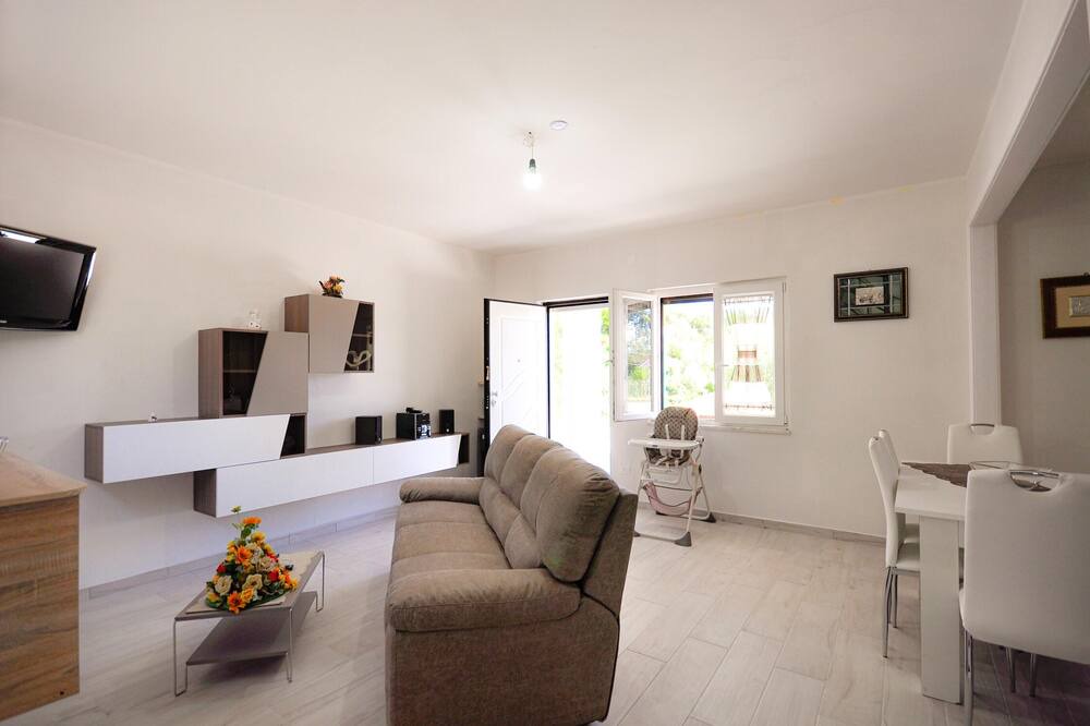Photo of Livingroom in San Giovanni a Piro