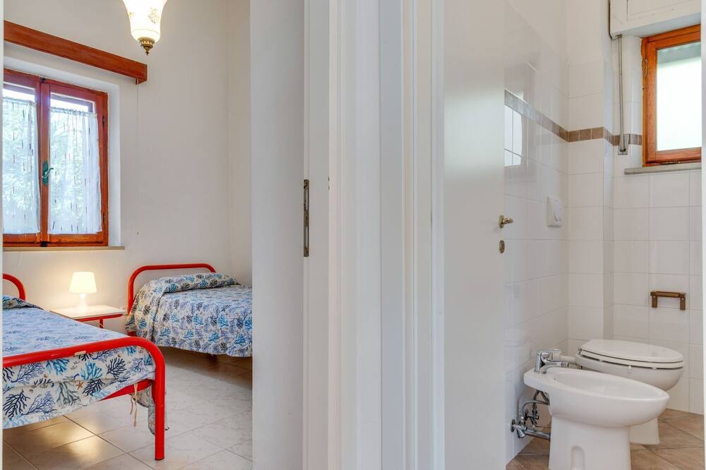 Photo of Bathroom in Villaggio Taunus