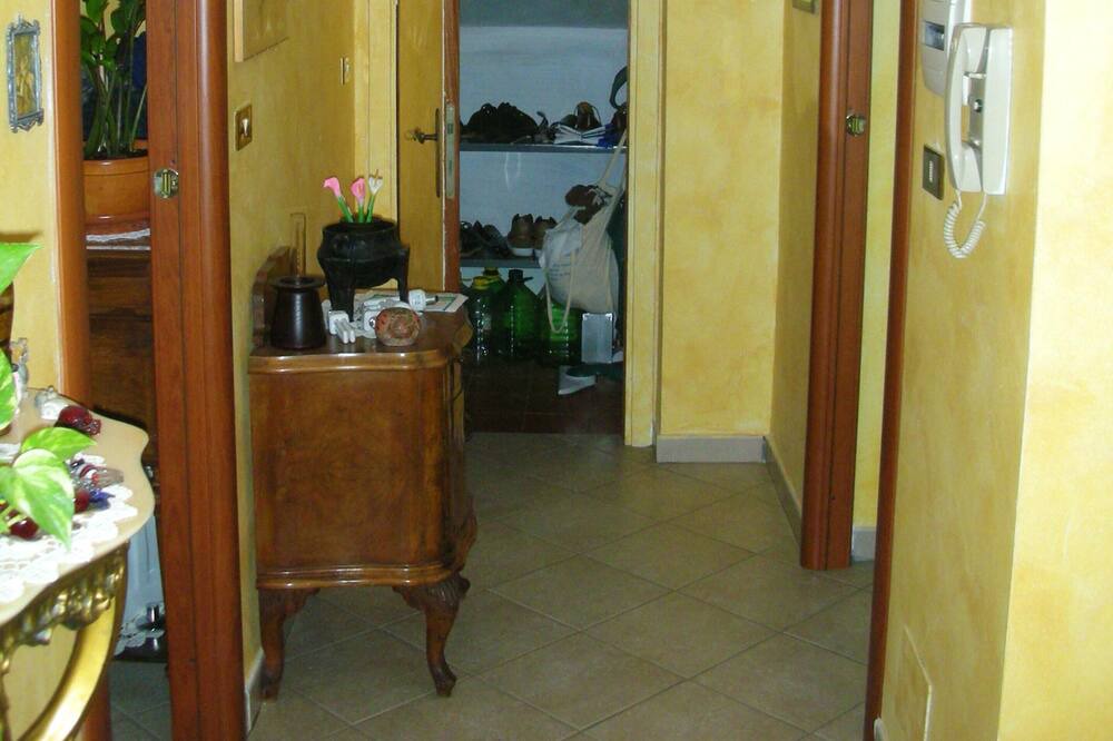 Photo of Others in Tuscania