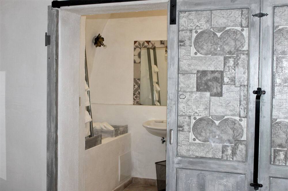 Photo of Bathroom in Itri