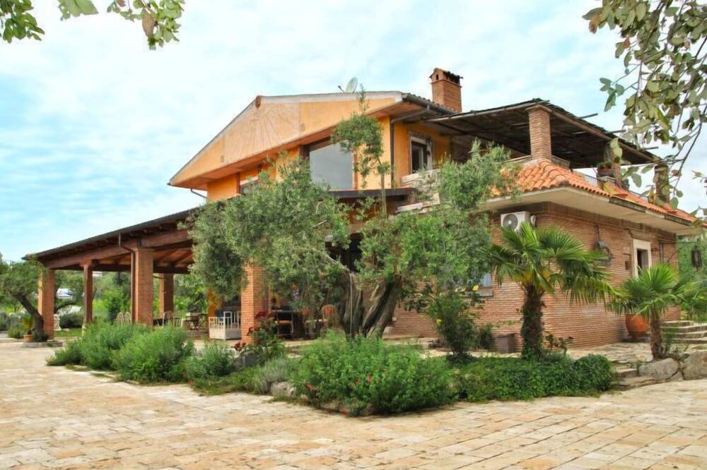 Photo of Outdoor in Itri