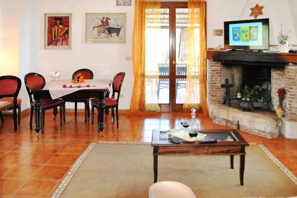 Photo of Livingroom in Itri