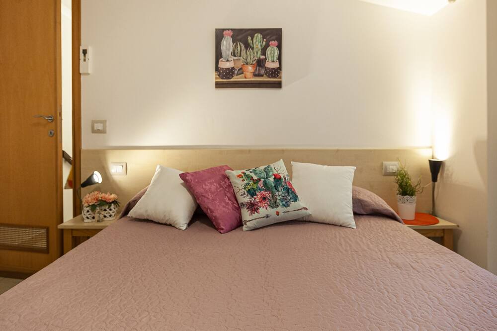 Photo of Bedroom in Sperlonga