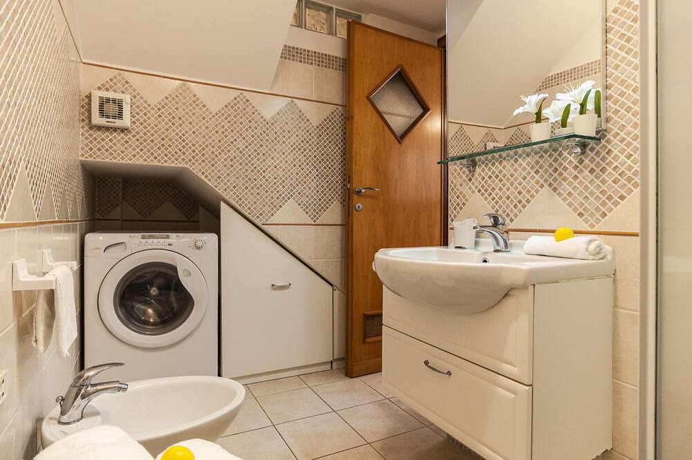 Photo of Bathroom in Sperlonga