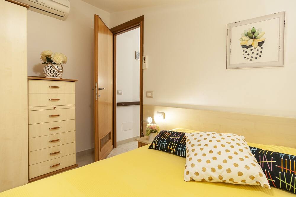 Photo of Bedroom in Sperlonga