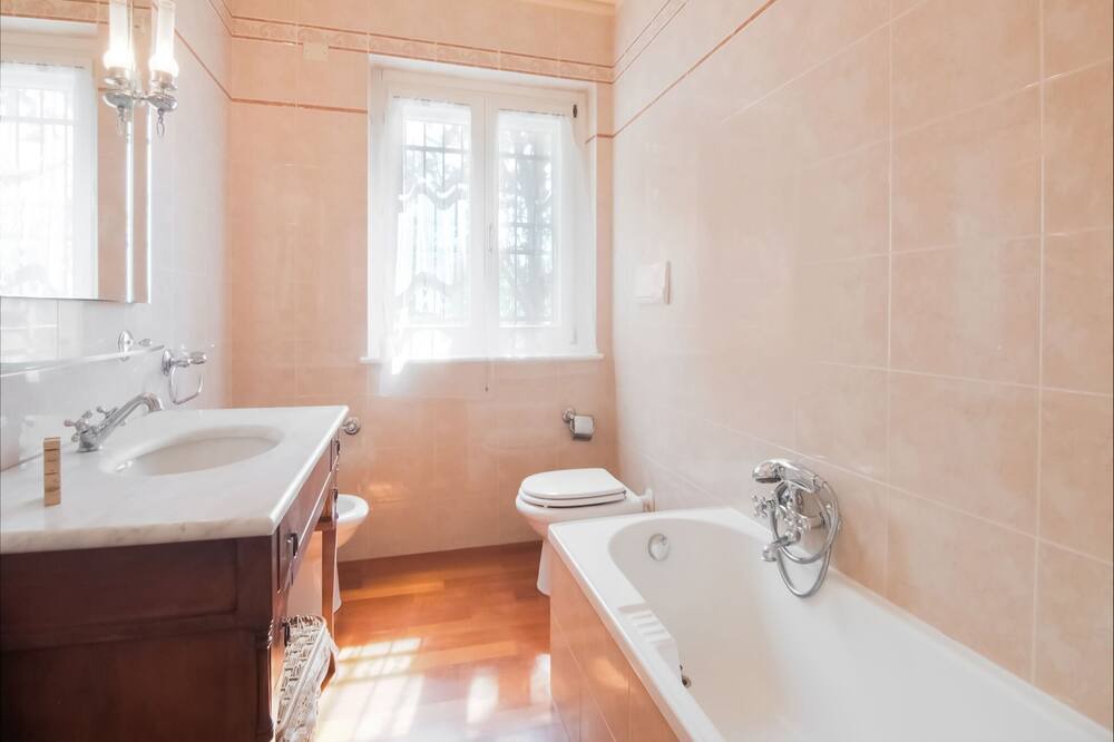 Photo of Bathroom in Fano