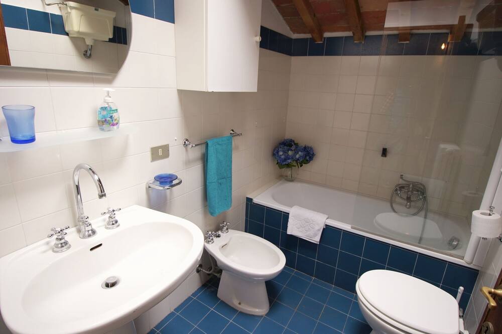 Photo of Bathroom in Scheggia