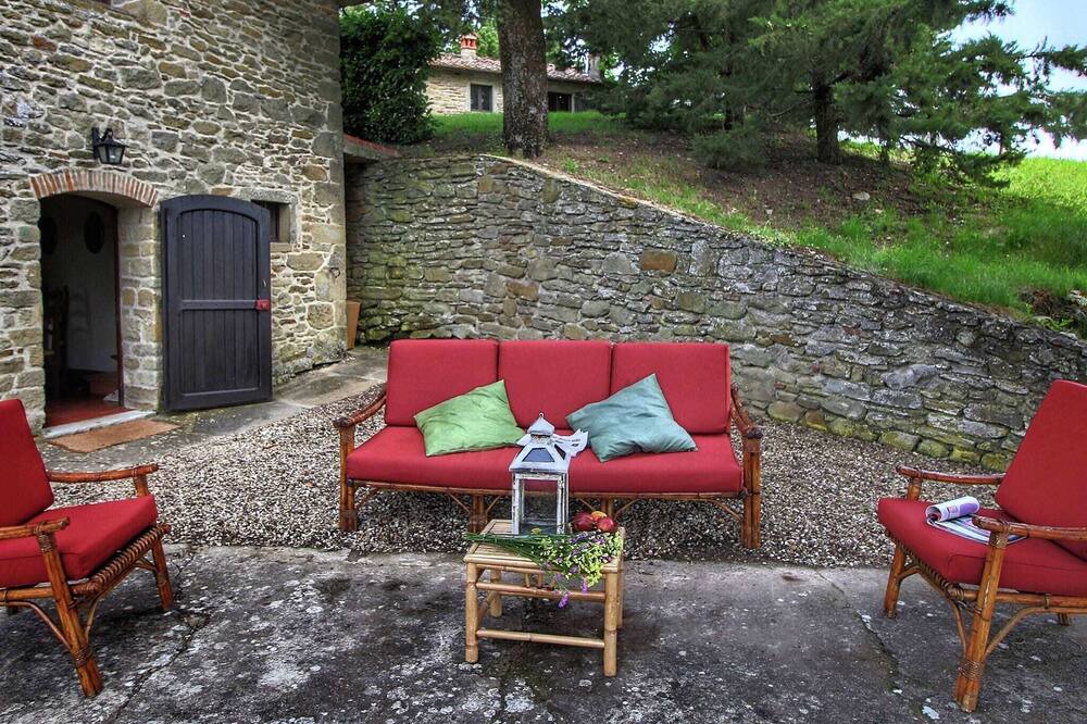 Photo of Patio Balcony in Scheggia
