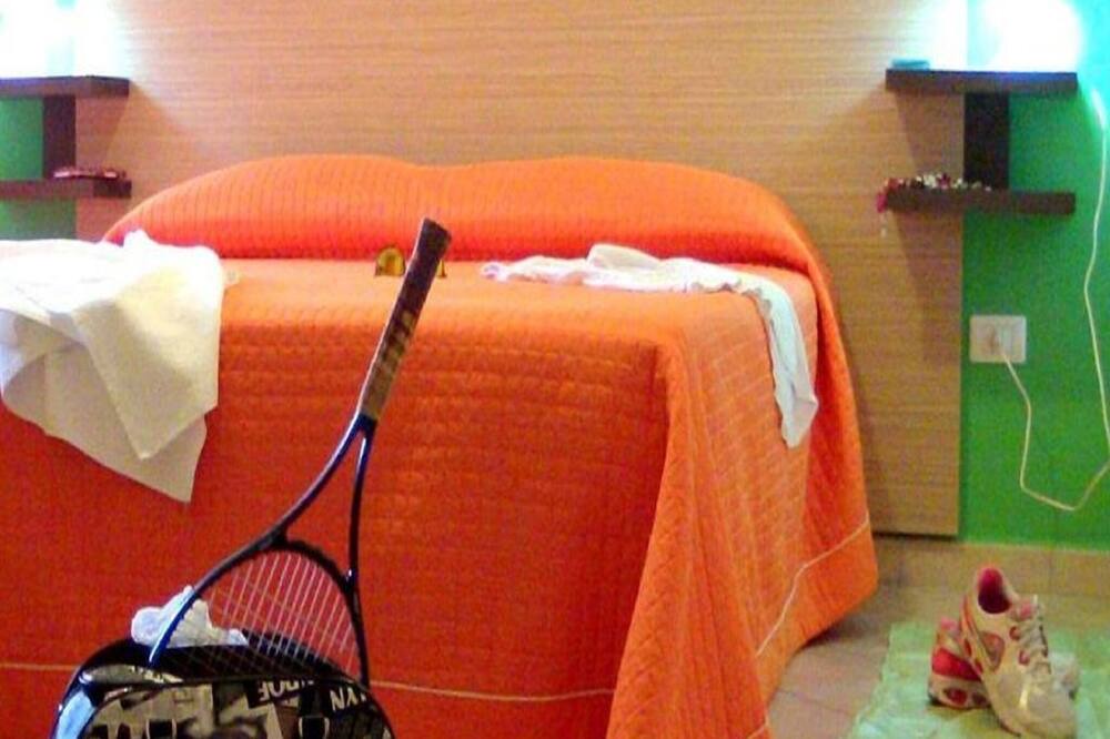 Photo of Bedroom in Laura