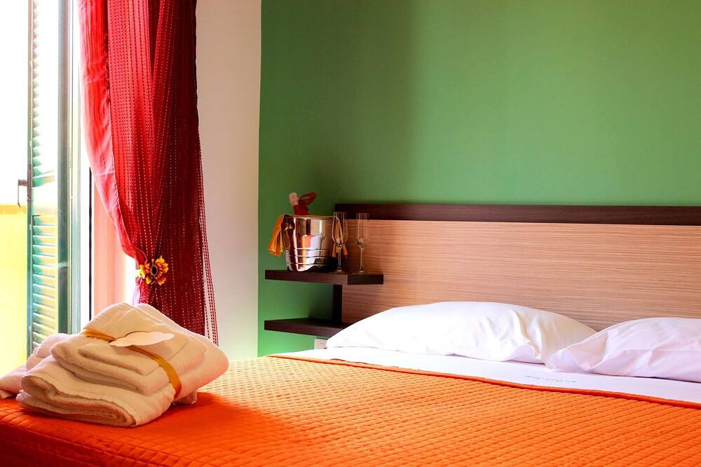 Photo of Bedroom in Laura