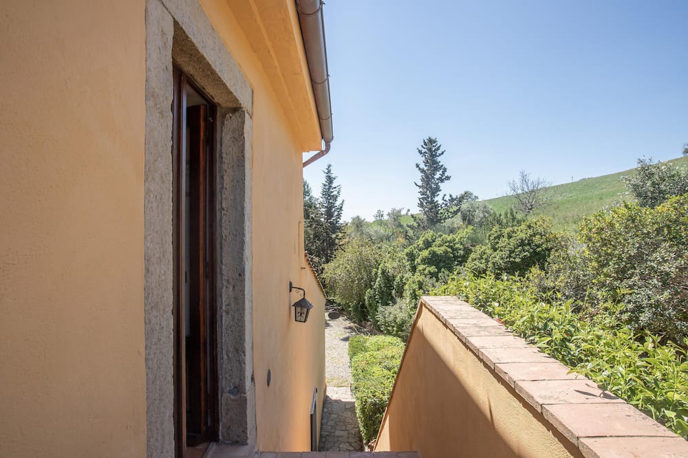 Photo of Patio Balcony in Pescia Fiorentina