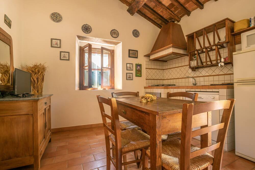 Photo of Kitchen in Pescia Fiorentina