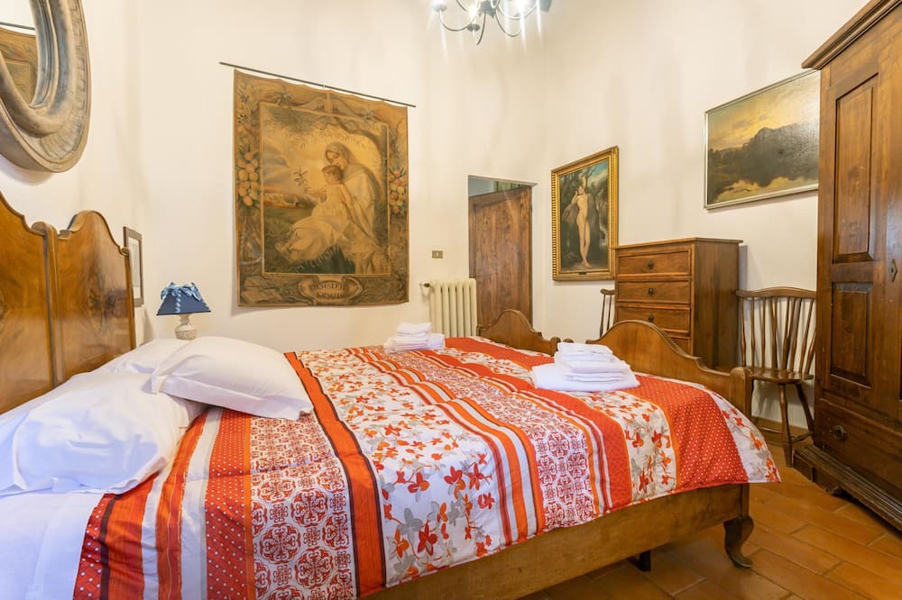 Photo of Bedroom in Pescia Fiorentina