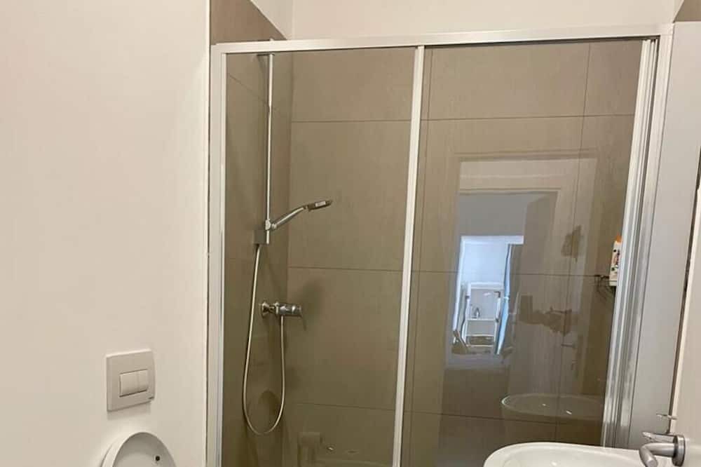 Photo of Bathroom in Paternopoli