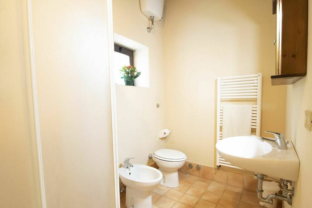 Photo of Bathroom in Sorano