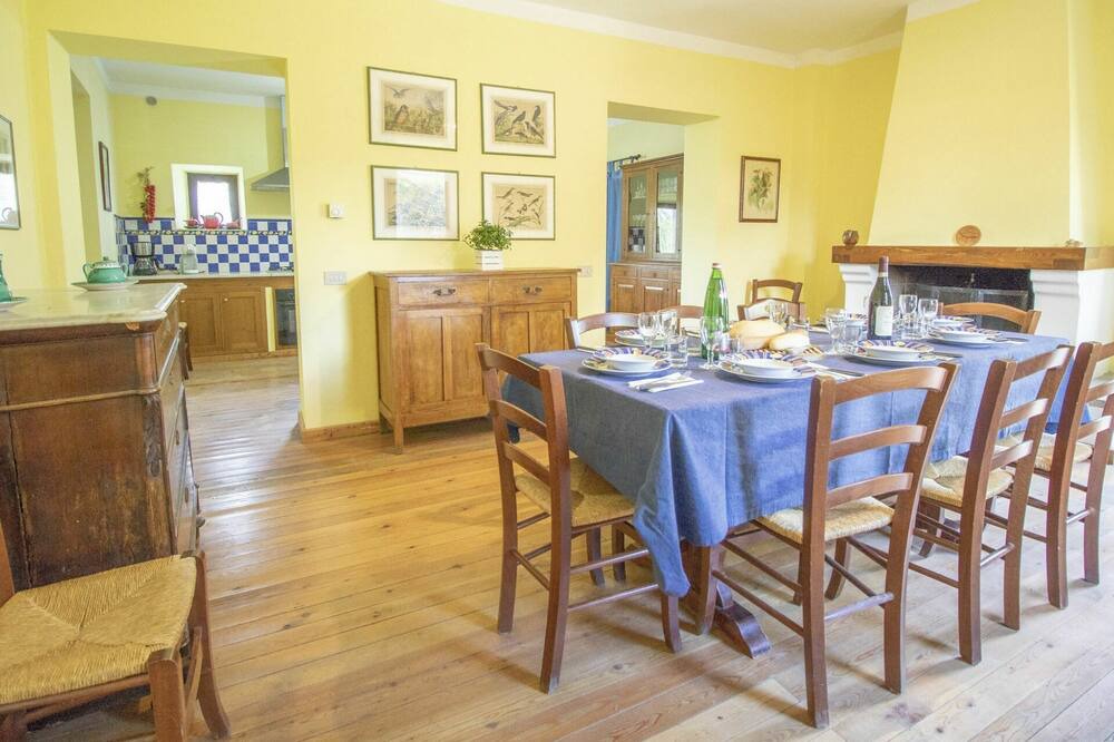 Photo of Bedroom in Sorano