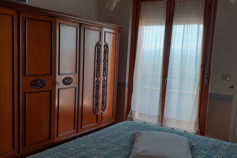 Photo of Bedroom in Atri