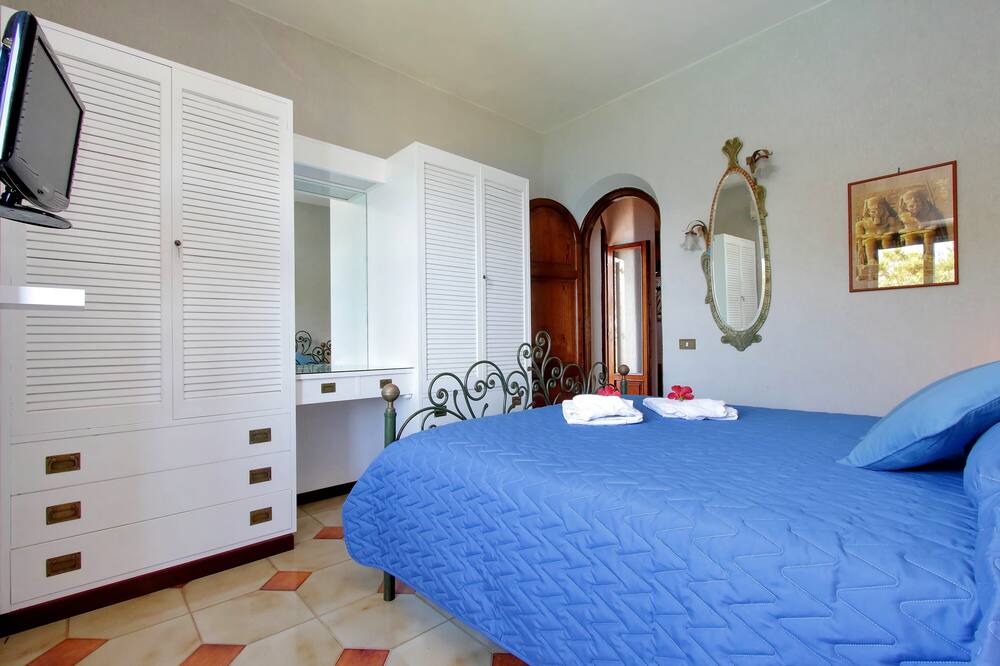 Photo of Bedroom in San Felice Circeo