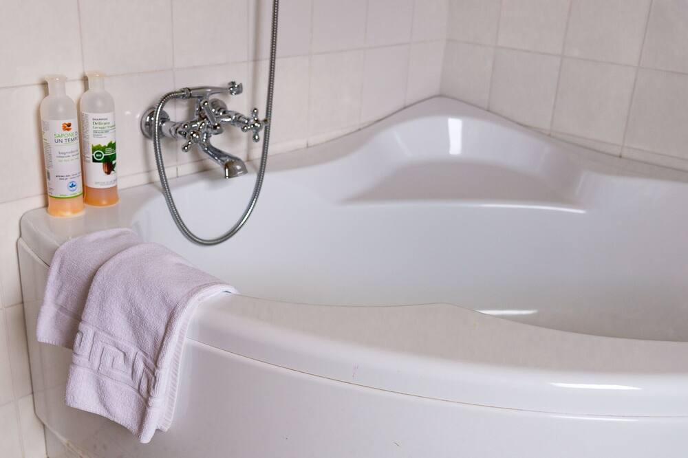 Photo of Bathroom in Osimo