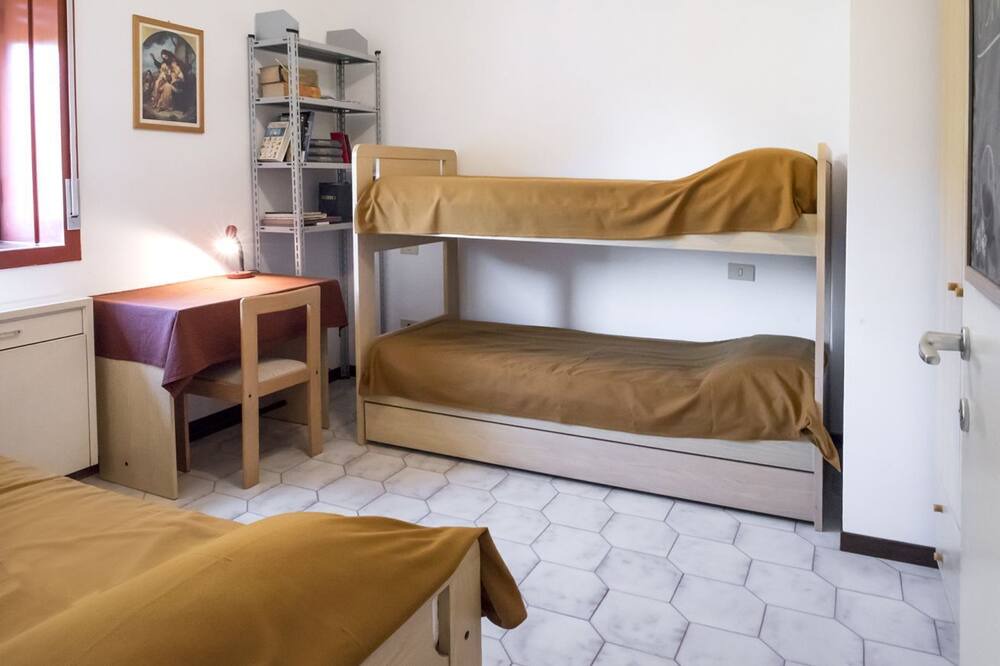 Photo of Bedroom in Villaggio Taunus