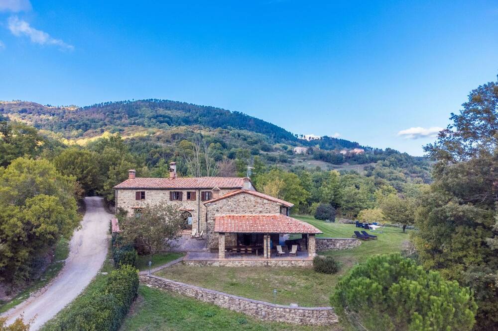Photo of Outdoor in Montieri