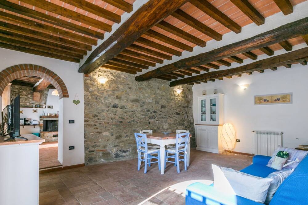 Photo of Outdoor in Montieri