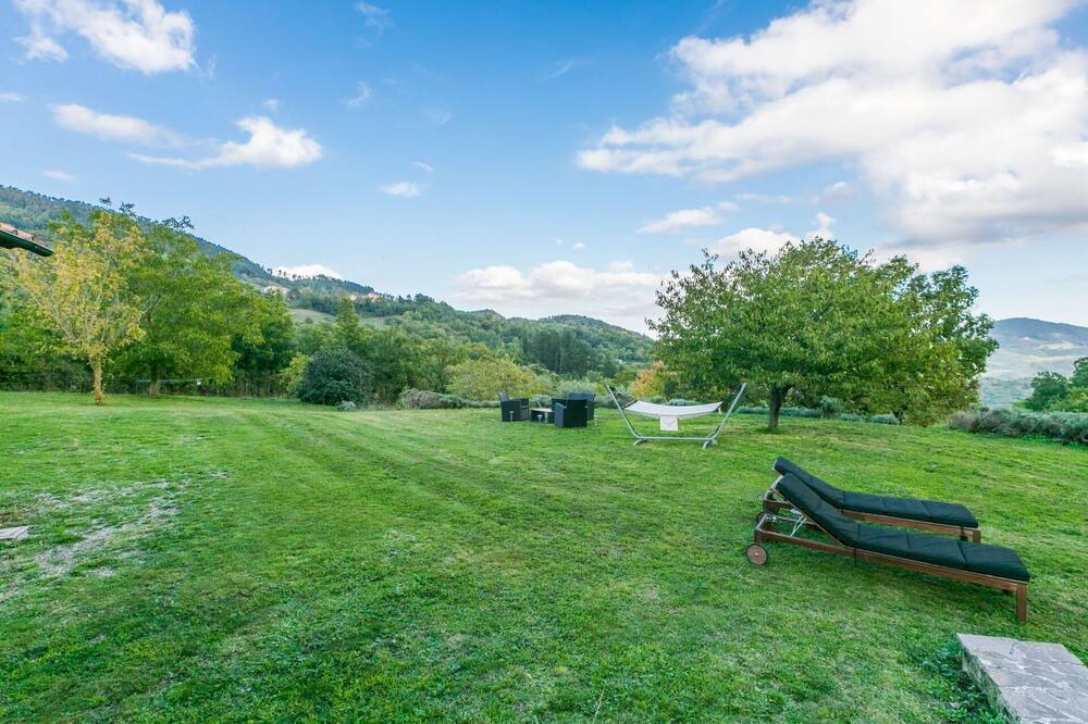 Photo of Outdoor in Montieri