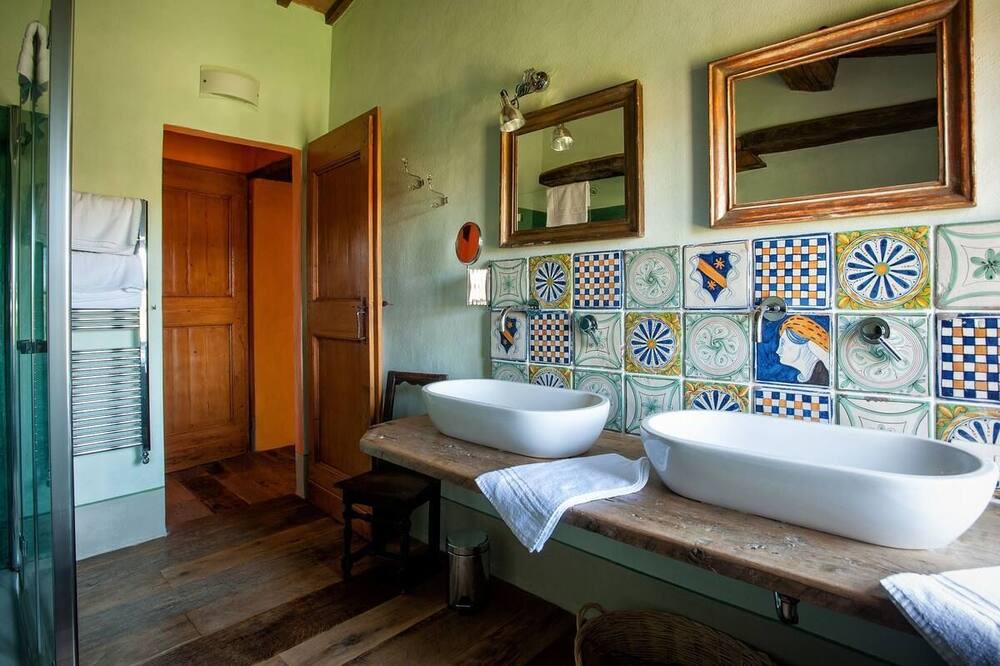 Photo of Bathroom in Pienza