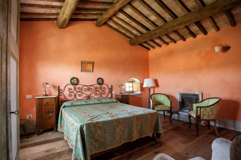 Photo of Bedroom in Pienza
