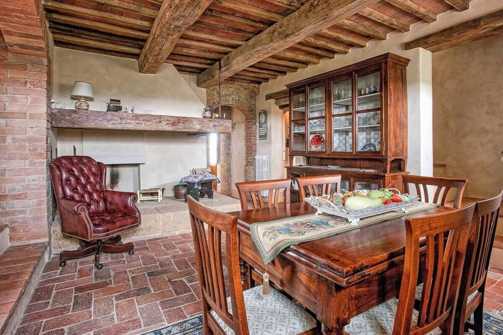 Photo of Kitchen in Pienza