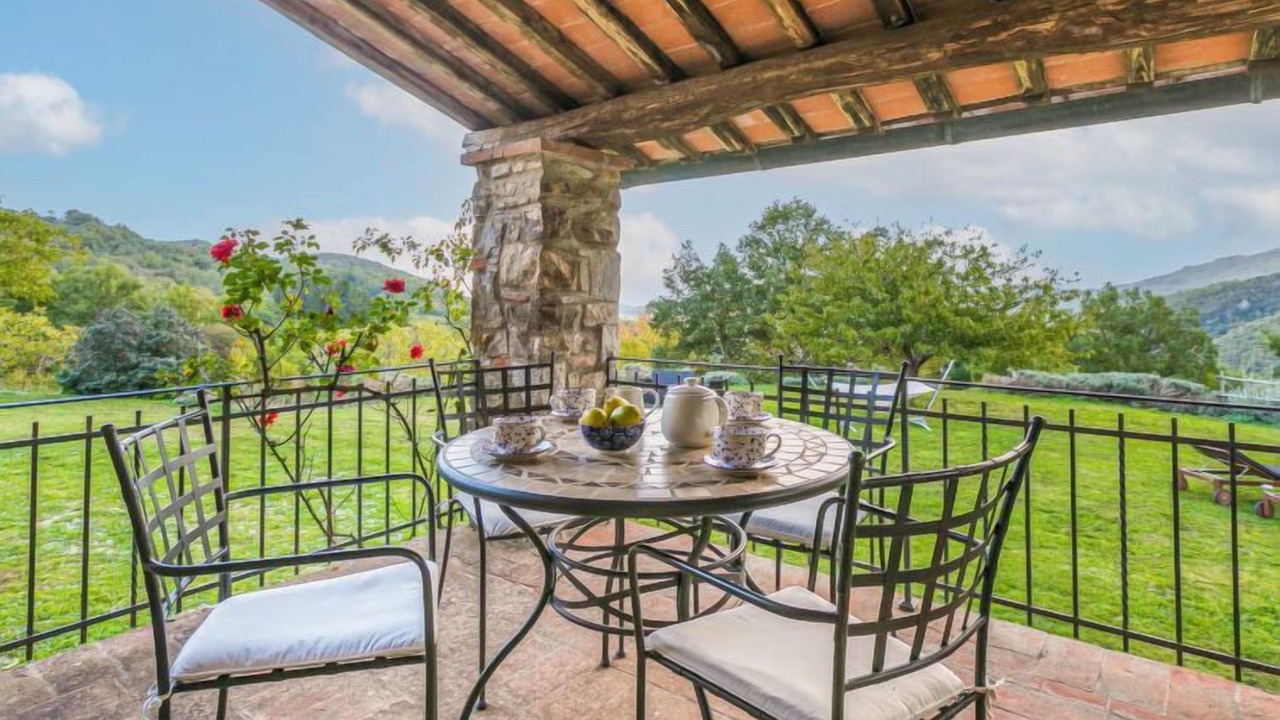 Photo of Patio Balcony in Montieri