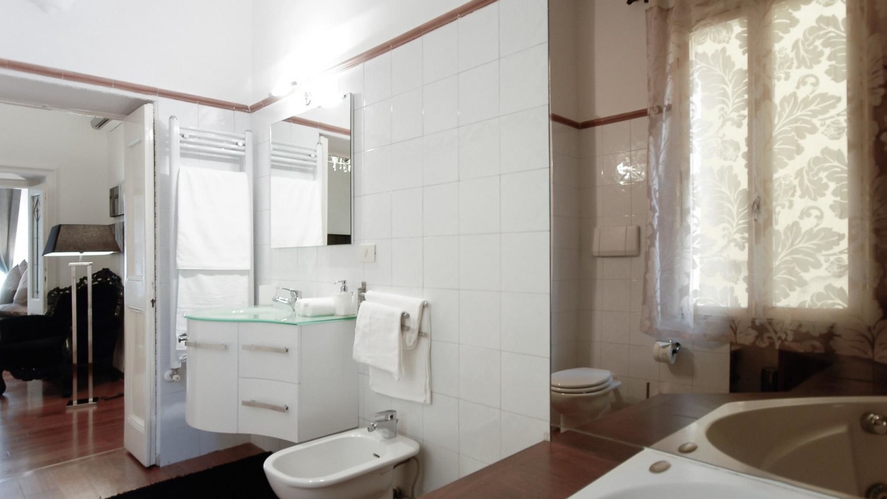 Photo of Bathroom in Rione V Ponte