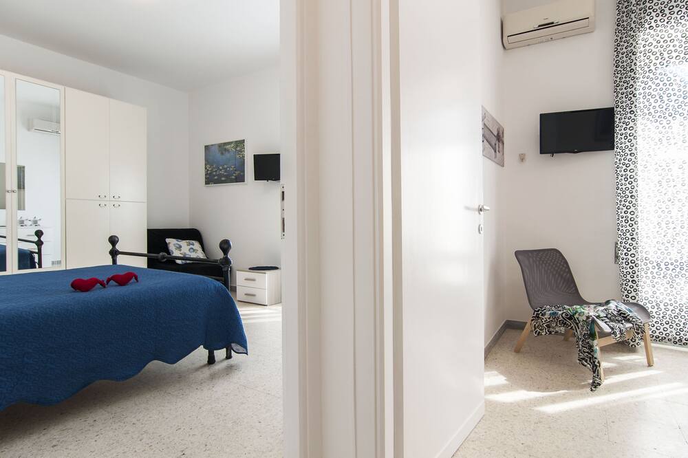 Photo of Bedroom in Sperlonga