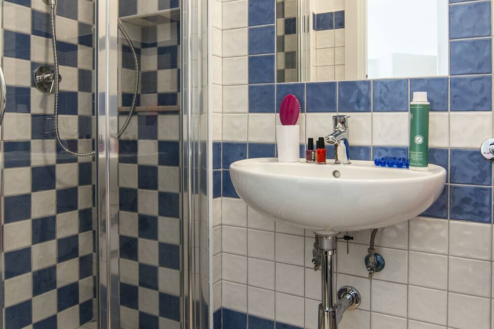 Photo of Bathroom in Sperlonga