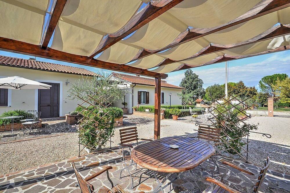 Photo of Patio Balcony in Spello