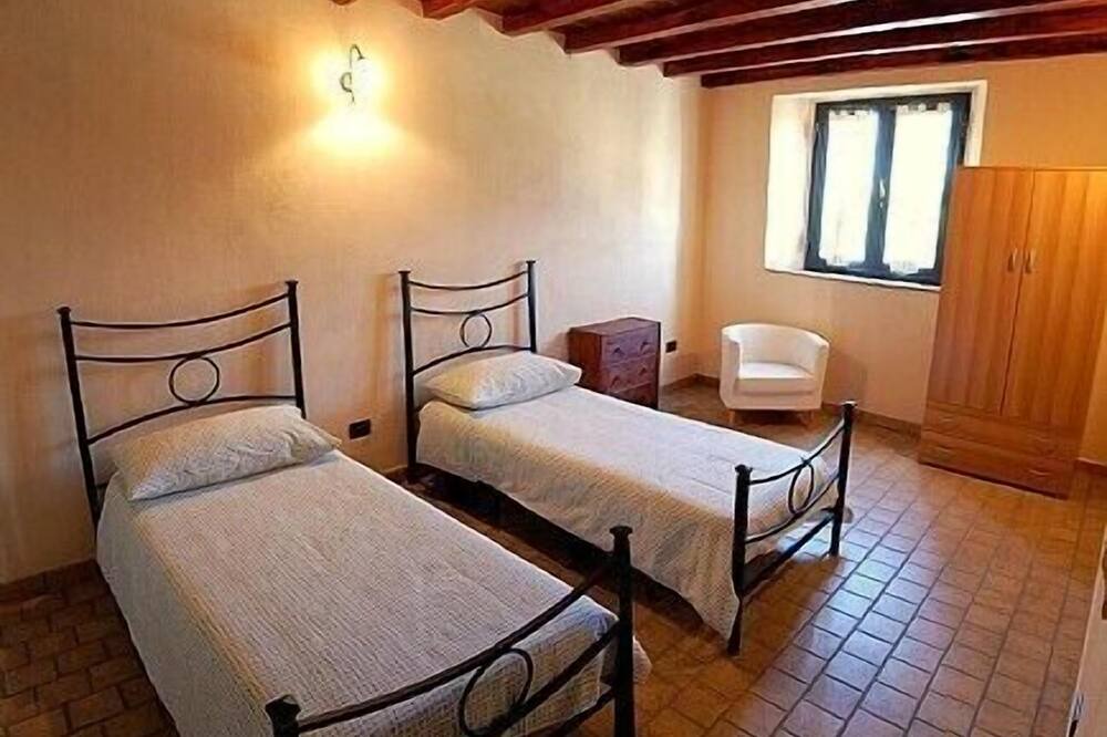 Photo of Bedroom in Tarano