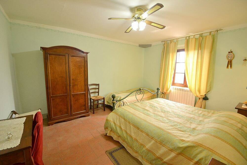 Photo of Bedroom in Cortona