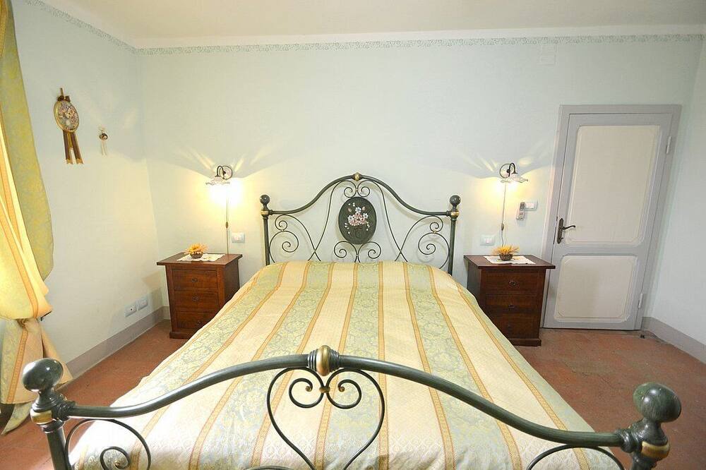Photo of Bedroom in Cortona