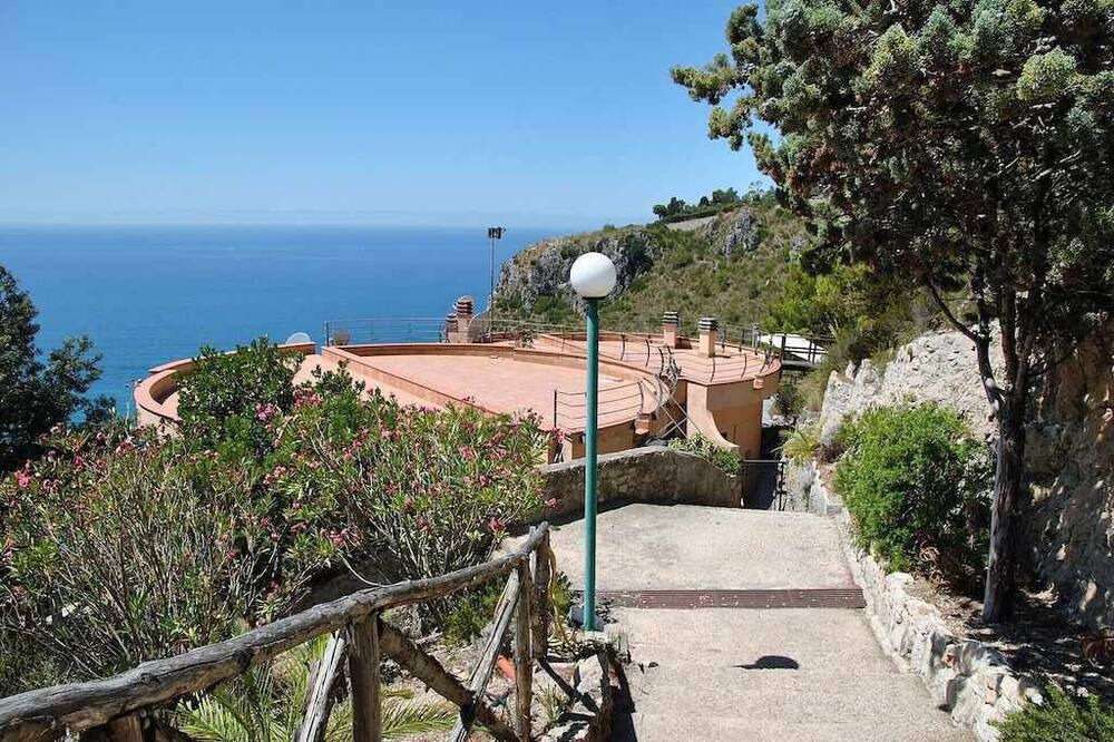 Photo of Others in Sperlonga