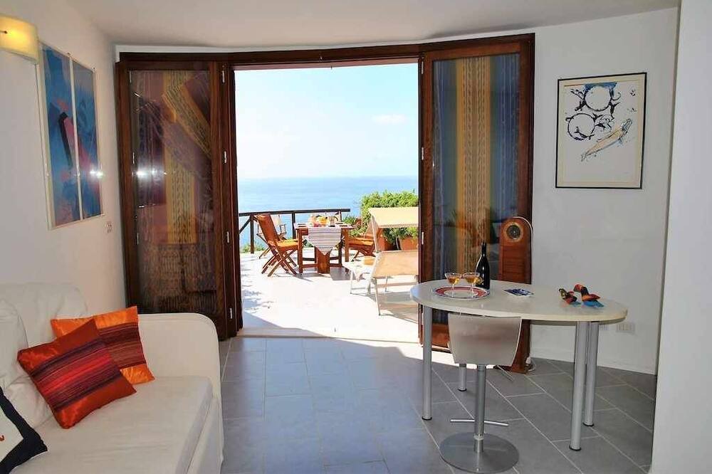 Photo of Livingroom in Sperlonga