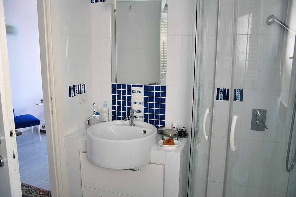 Photo of Bathroom in Sperlonga