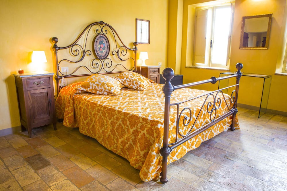 Photo of Bedroom in Montemaggiore al Metauro