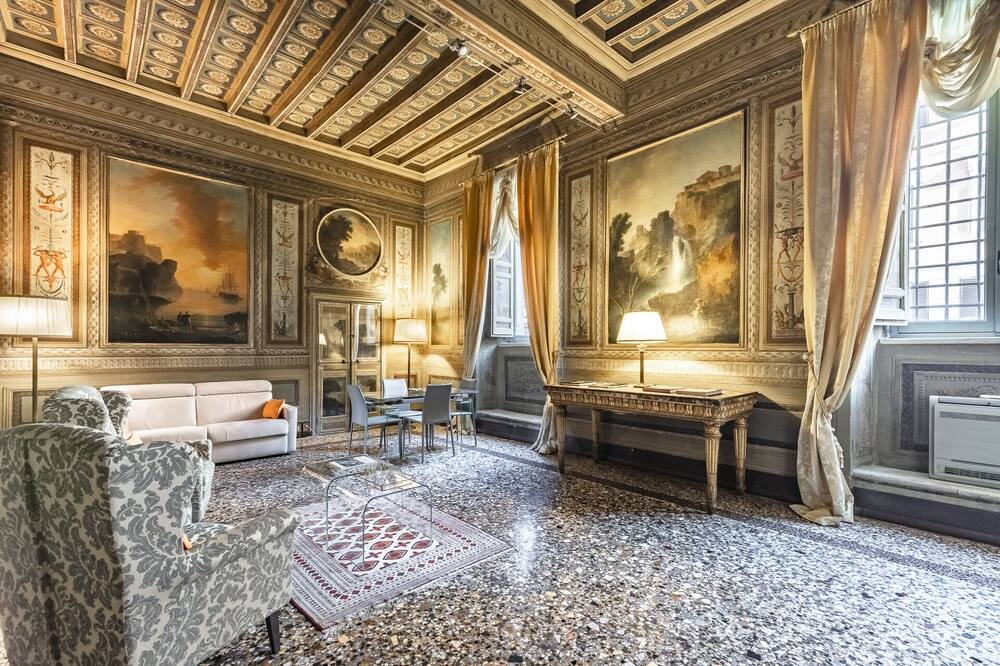 Photo of Livingroom in Rione IV Campo Marzio