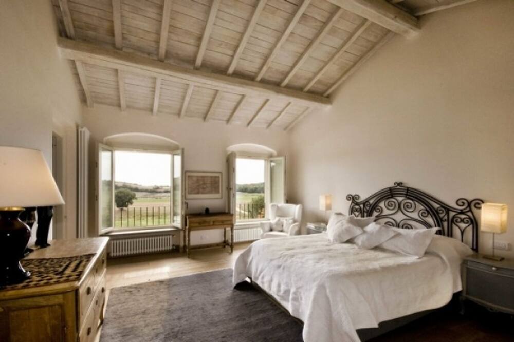 Photo of Bedroom in Capalbio