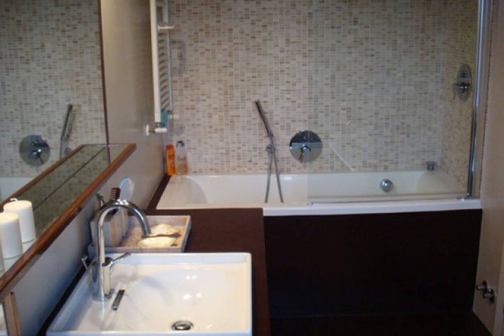 Photo of Bathroom in Capalbio