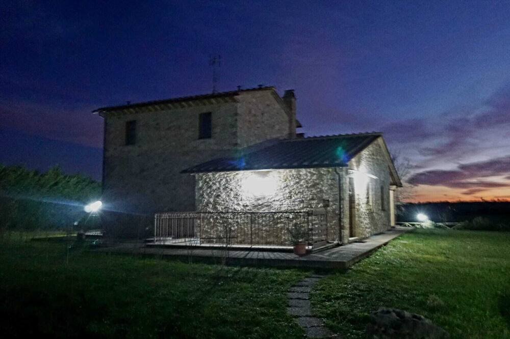 Photo of Outdoor in Amelia