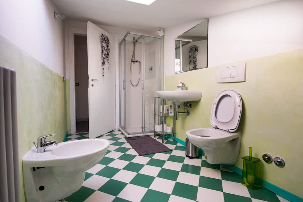 Photo of Bathroom in Montelaguardia