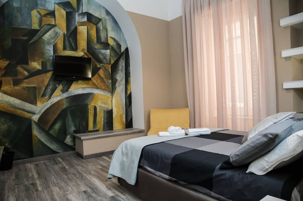 Photo of Bedroom in Historical Downtown Salerno
