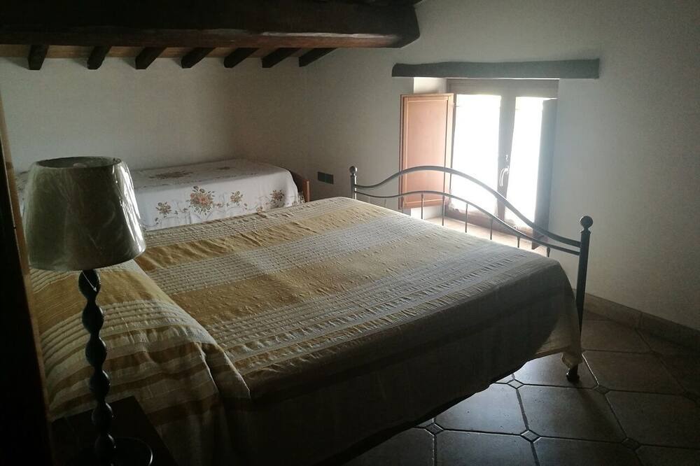 Photo of Bedroom in Fratta